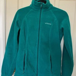 Columbia sweater